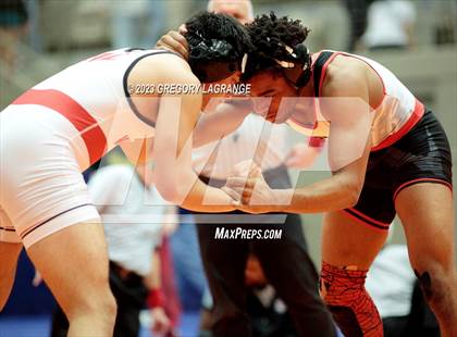 Thumbnail 3 in UIL 6A Region 1 Championships photogallery.