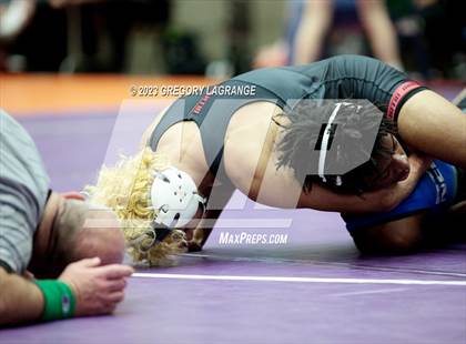 Thumbnail 1 in UIL 6A Region 1 Championships photogallery.
