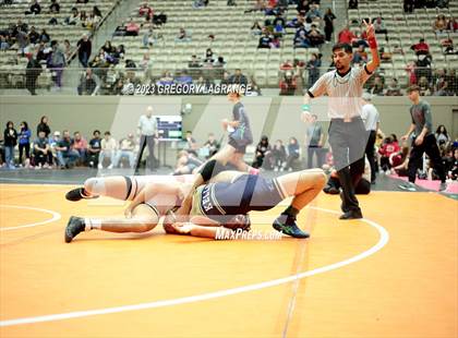 Thumbnail 2 in UIL 6A Region 1 Championships photogallery.