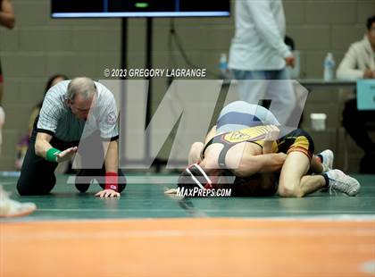 Thumbnail 3 in UIL 6A Region 1 Championships photogallery.