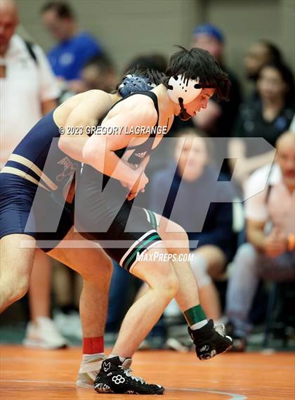 Thumbnail 3 in UIL 6A Region 1 Championships photogallery.