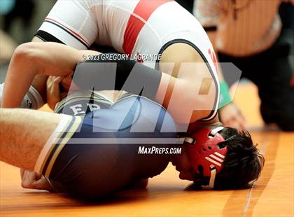 Thumbnail 2 in UIL 6A Region 1 Championships photogallery.