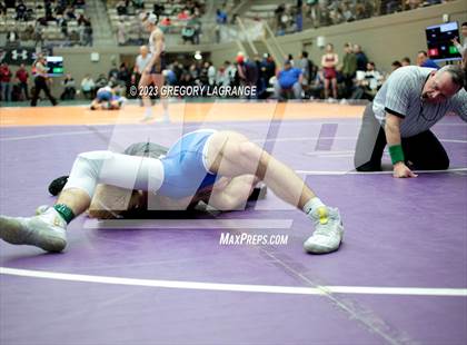 Thumbnail 2 in UIL 6A Region 1 Championships photogallery.