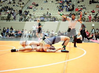 Thumbnail 3 in UIL 6A Region 1 Championships photogallery.