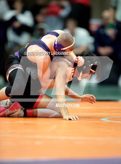 Thumbnail 2 in UIL 6A Region 1 Championships photogallery.