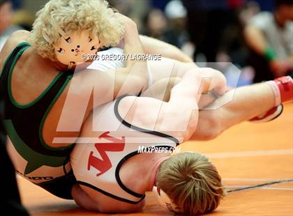 Thumbnail 1 in UIL 6A Region 1 Championships photogallery.