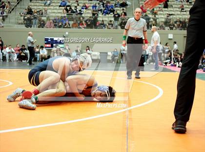 Thumbnail 3 in UIL 6A Region 1 Championships photogallery.