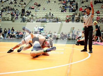 Thumbnail 3 in UIL 6A Region 1 Championships photogallery.