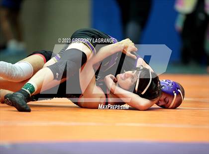Thumbnail 1 in UIL 6A Region 1 Championships photogallery.