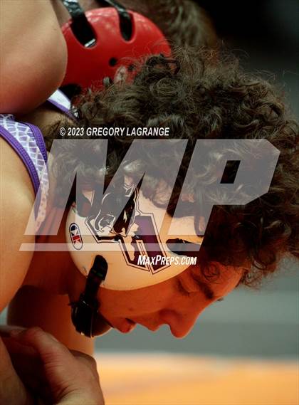 Thumbnail 2 in UIL 6A Region 1 Championships photogallery.