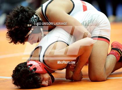Thumbnail 1 in UIL 6A Region 1 Championships photogallery.