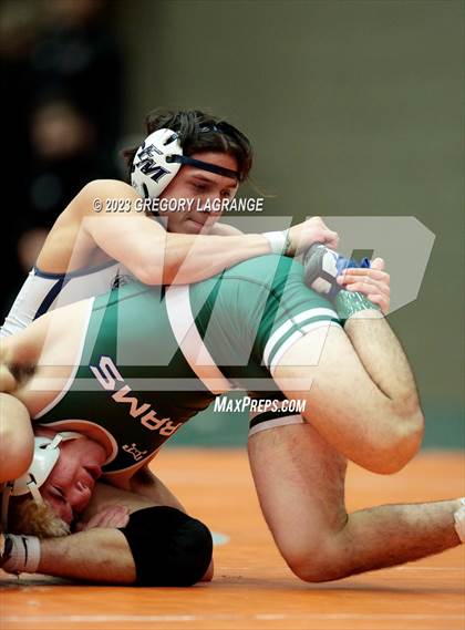 Thumbnail 3 in UIL 6A Region 1 Championships photogallery.