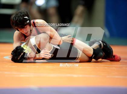 Thumbnail 3 in UIL 6A Region 1 Championships photogallery.