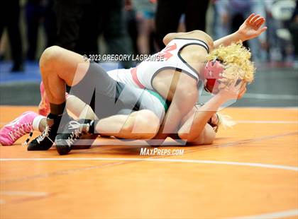 Thumbnail 1 in UIL 6A Region 1 Championships photogallery.
