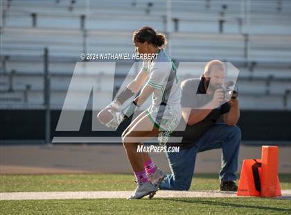 Thumbnail 1 in Los Osos vs. Upland photogallery.