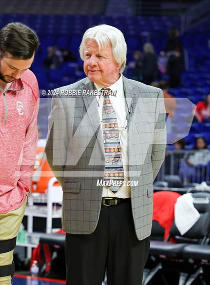 Thumbnail 3 in Huntington vs. Columbus (UIL 3A Basketball Semifinal Medal Ceremony) photogallery.