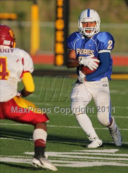 Thumbnail 3 in Menlo-Atherton vs. Serra (CIF CCS D2 Final) photogallery.