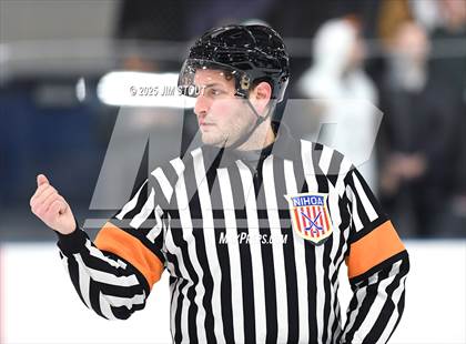 Thumbnail 3 in Frederick Gunn @ Kent photogallery.