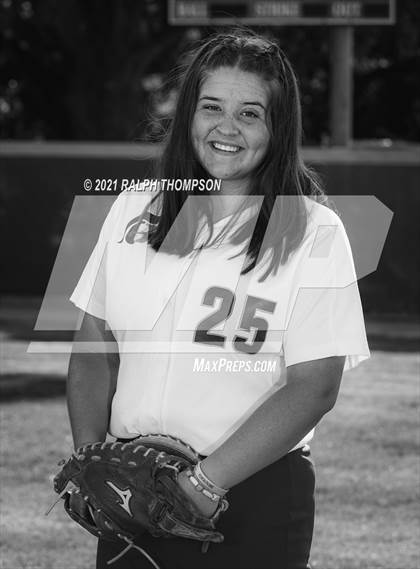 Thumbnail 1 in Oak Ridge (Team & Individual Photos) photogallery.