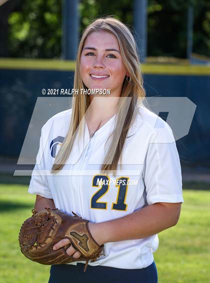 Thumbnail 3 in Oak Ridge (Team & Individual Photos) photogallery.