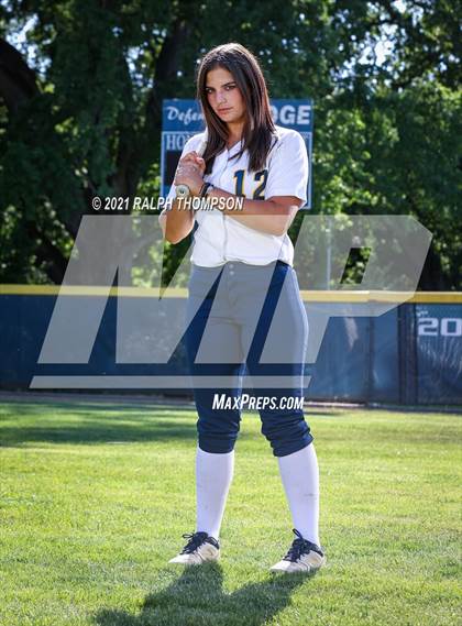 Thumbnail 1 in Oak Ridge (Team & Individual Photos) photogallery.