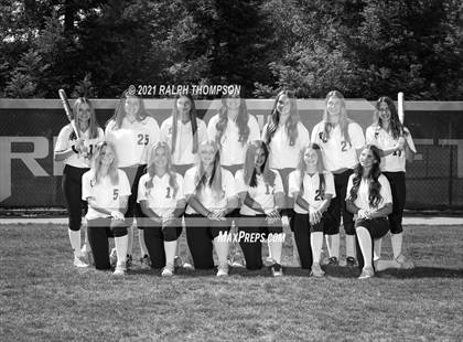 Thumbnail 1 in Oak Ridge (Team & Individual Photos) photogallery.