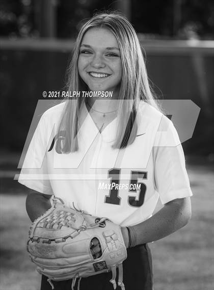 Thumbnail 1 in Oak Ridge (Team & Individual Photos) photogallery.