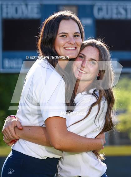 Thumbnail 2 in Oak Ridge (Team & Individual Photos) photogallery.