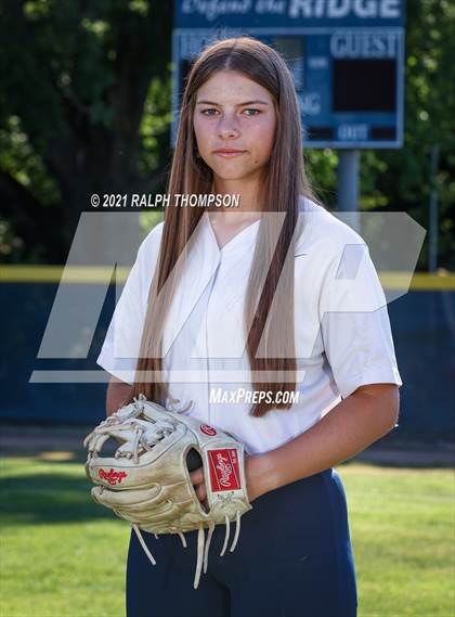 Thumbnail 2 in Oak Ridge (Team & Individual Photos) photogallery.