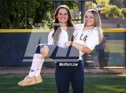 Thumbnail 3 in Oak Ridge (Team & Individual Photos) photogallery.