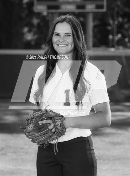 Thumbnail 3 in Oak Ridge (Team & Individual Photos) photogallery.
