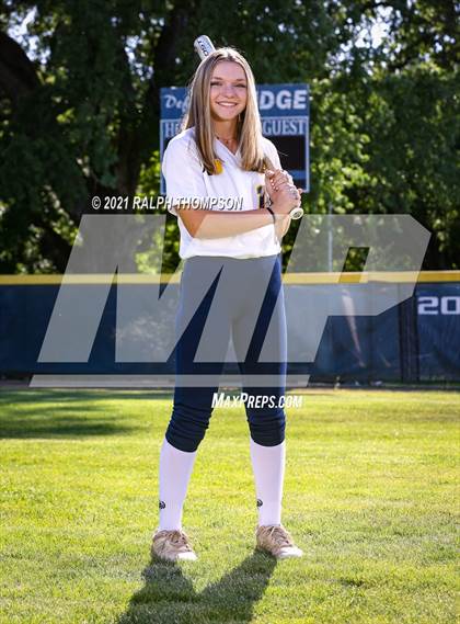 Thumbnail 2 in Oak Ridge (Team & Individual Photos) photogallery.
