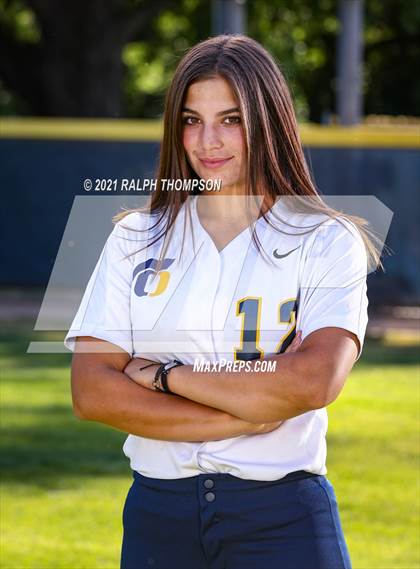 Thumbnail 3 in Oak Ridge (Team & Individual Photos) photogallery.