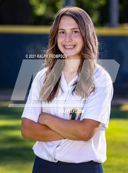 Thumbnail 1 in Oak Ridge (Team & Individual Photos) photogallery.