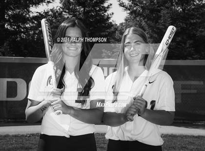 Thumbnail 3 in Oak Ridge (Team & Individual Photos) photogallery.