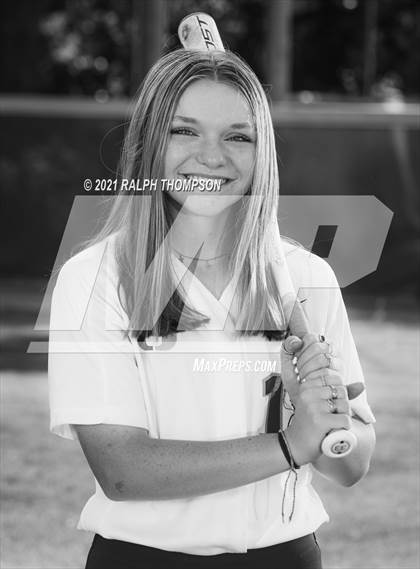 Thumbnail 1 in Oak Ridge (Team & Individual Photos) photogallery.