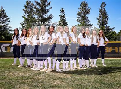 Thumbnail 2 in Oak Ridge (Team & Individual Photos) photogallery.