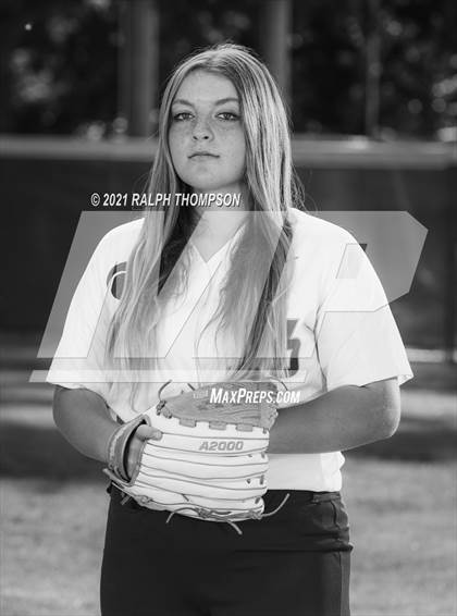 Thumbnail 3 in Oak Ridge (Team & Individual Photos) photogallery.