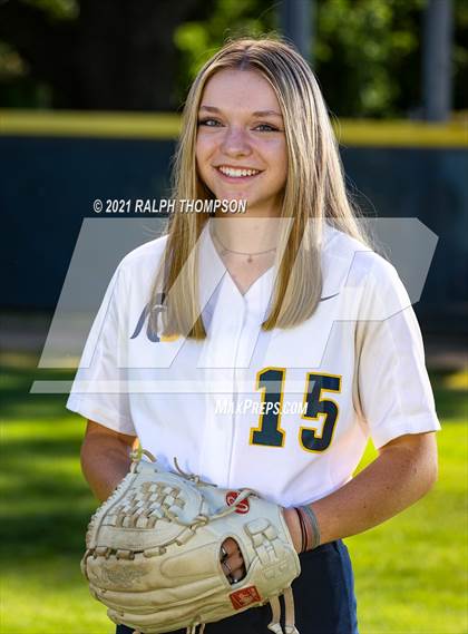 Thumbnail 3 in Oak Ridge (Team & Individual Photos) photogallery.