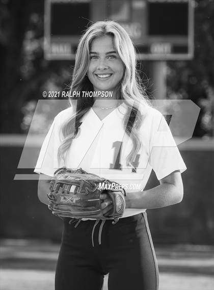 Thumbnail 3 in Oak Ridge (Team & Individual Photos) photogallery.