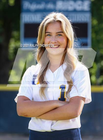 Thumbnail 1 in Oak Ridge (Team & Individual Photos) photogallery.
