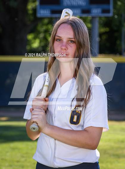 Thumbnail 3 in Oak Ridge (Team & Individual Photos) photogallery.
