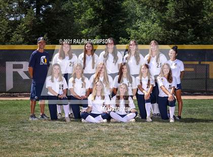 Thumbnail 2 in Oak Ridge (Team & Individual Photos) photogallery.