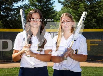 Thumbnail 2 in Oak Ridge (Team & Individual Photos) photogallery.