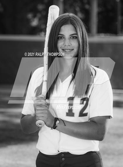 Thumbnail 2 in Oak Ridge (Team & Individual Photos) photogallery.