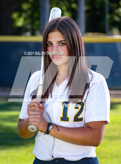 Thumbnail 2 in Oak Ridge (Team & Individual Photos) photogallery.