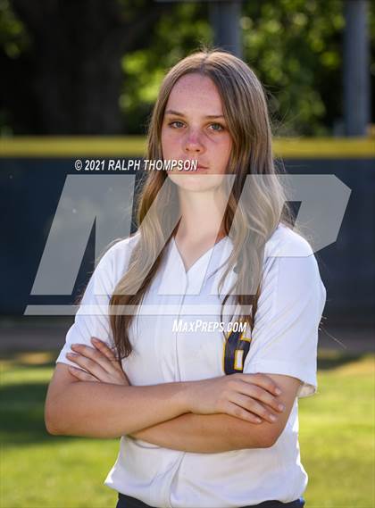 Thumbnail 2 in Oak Ridge (Team & Individual Photos) photogallery.