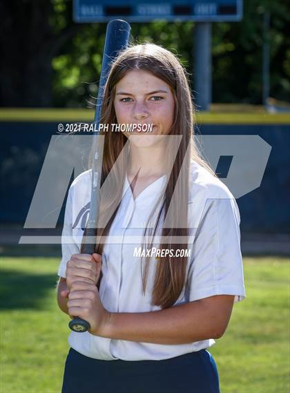 Thumbnail 2 in Oak Ridge (Team & Individual Photos) photogallery.