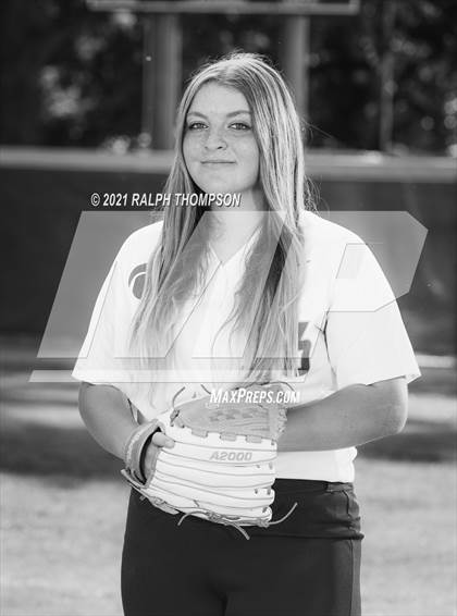 Thumbnail 2 in Oak Ridge (Team & Individual Photos) photogallery.