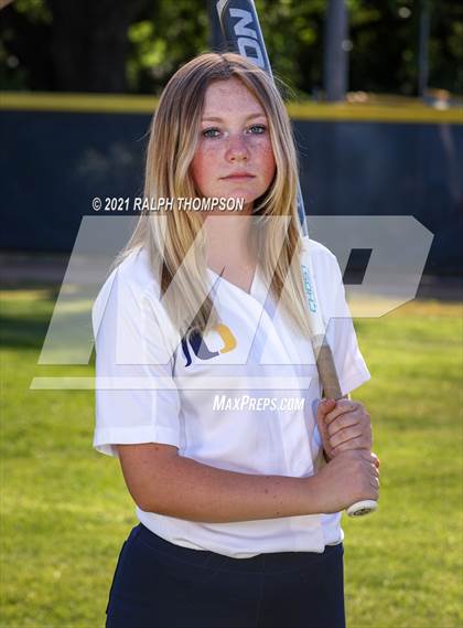 Thumbnail 3 in Oak Ridge (Team & Individual Photos) photogallery.